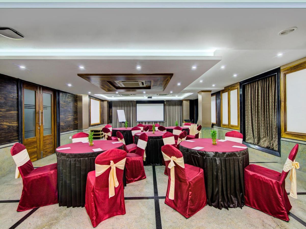 Myspace Hotels Silverstar Bangalore Eksteriør bilde