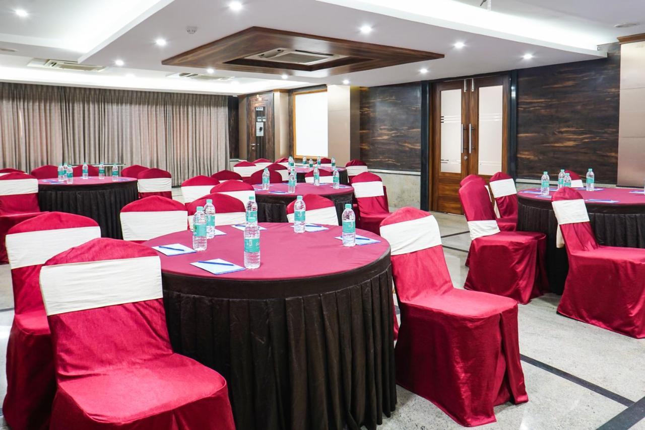 Myspace Hotels Silverstar Bangalore Eksteriør bilde